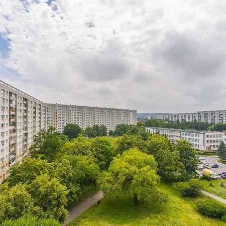 Przytulny Apartament Blisko Ergo Areny Apartman *